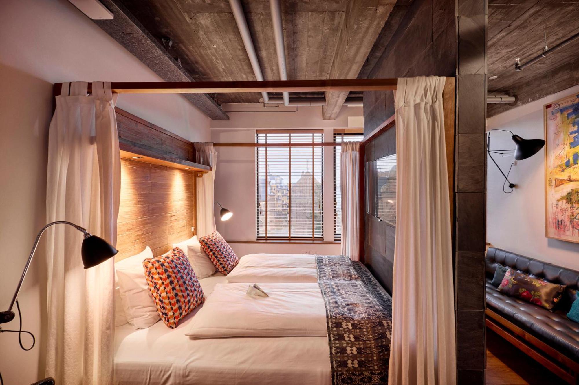 Manon Les Suites Guldsmeden Копенгаген Экстерьер фото A room at the Standard East Village